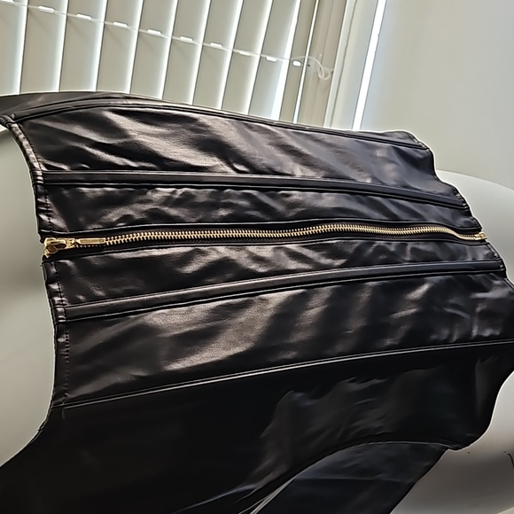 Torrid Faux Leather Corset Bustier Zip-Up Top - Picture 4 of 9